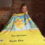 Plaid Pokemon Carte Pikachu