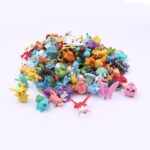 Figurines PokeÌmon pour enfants varieÌes