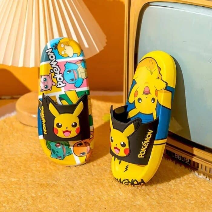 Claquettes Pikachu jaune